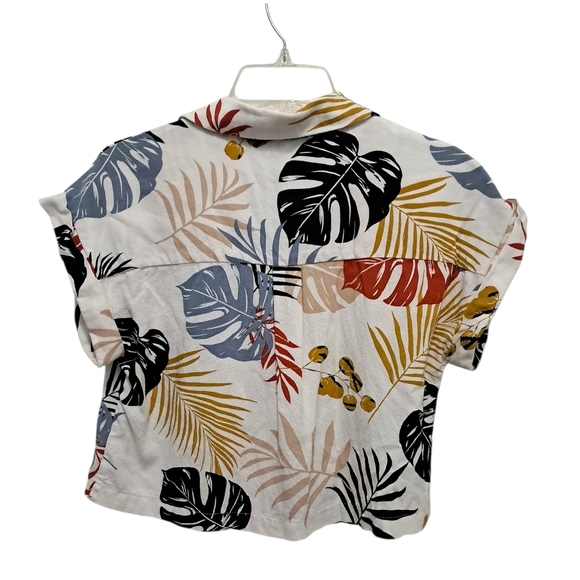 Tropical Print Button-Up Shirt - Picture 2 of 8